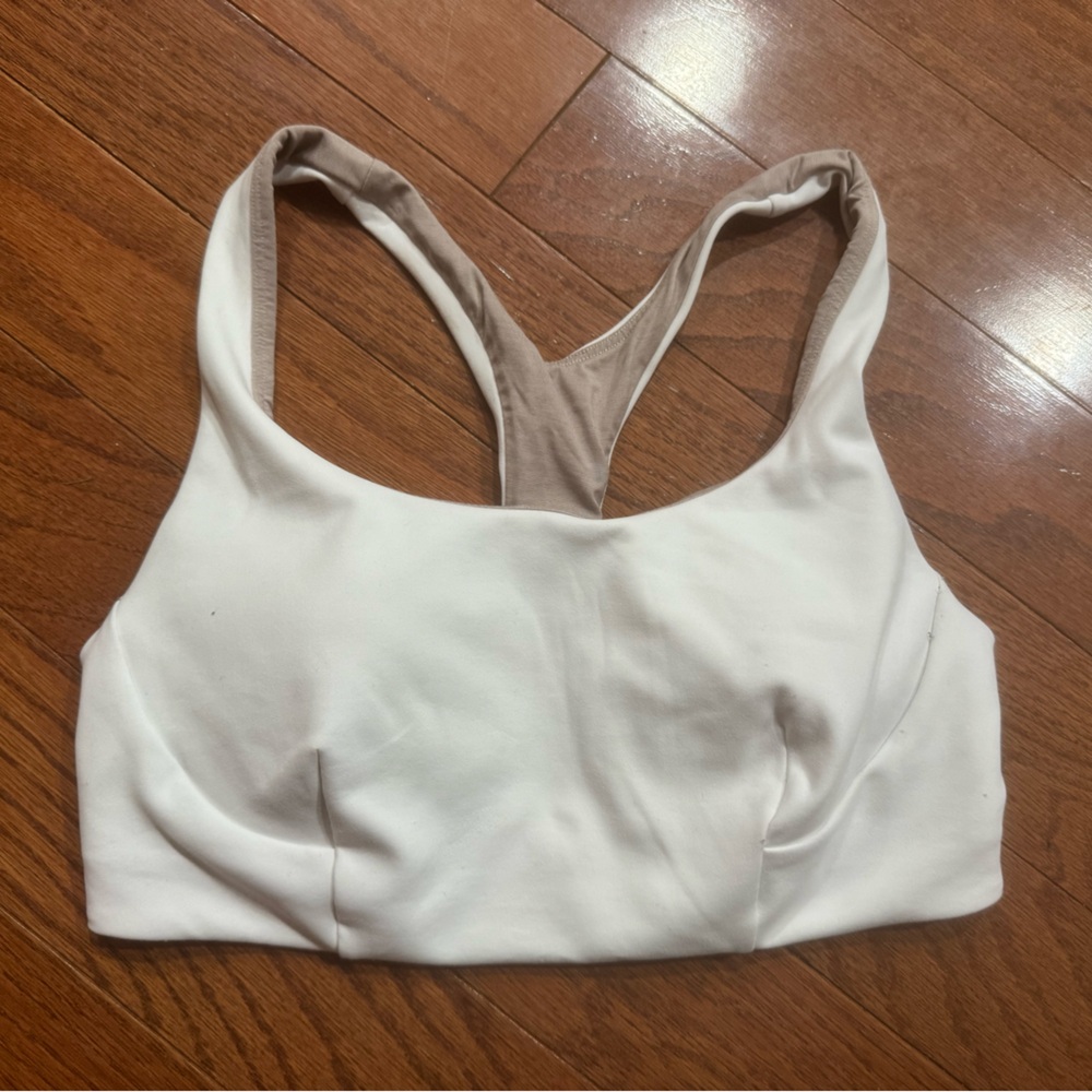 Lululemon Athletica White sports Bra size 8